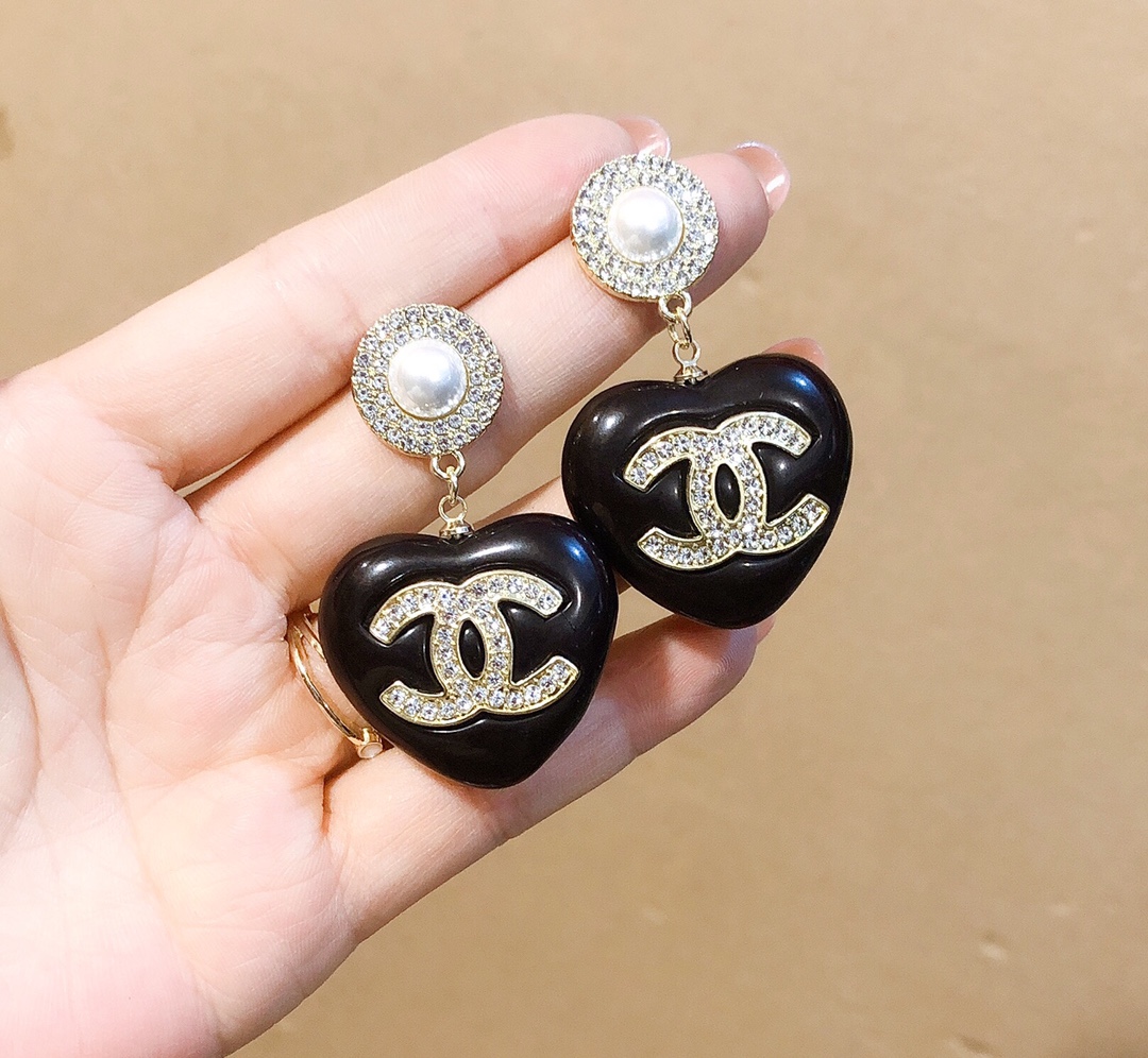 Chanel earring 107284