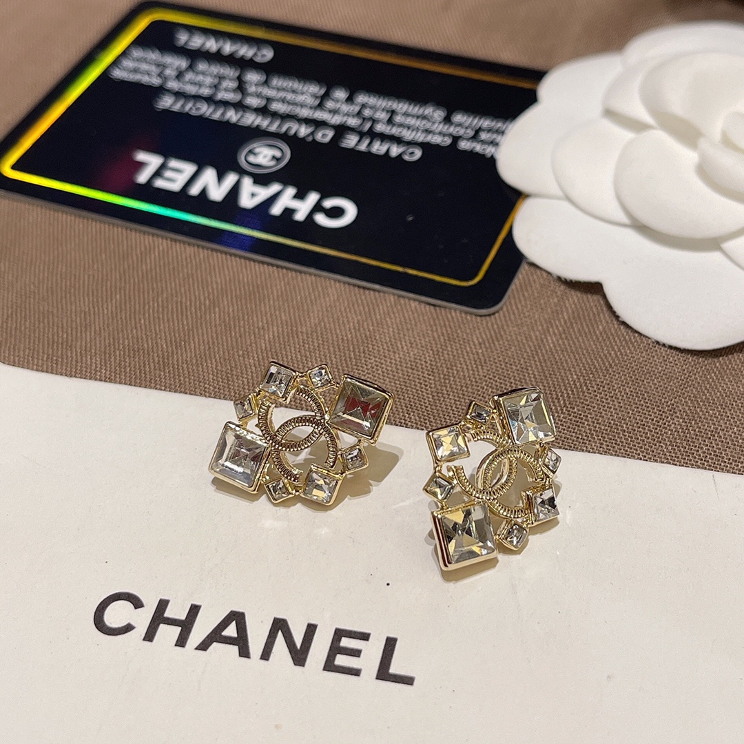 A232 Chanel earring 107352