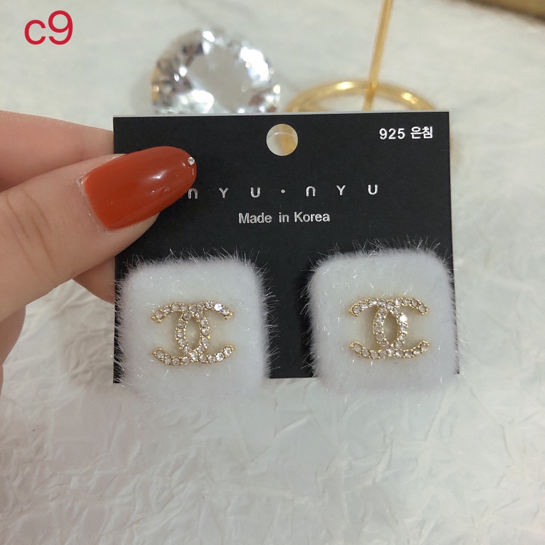 Chanel earring 107580