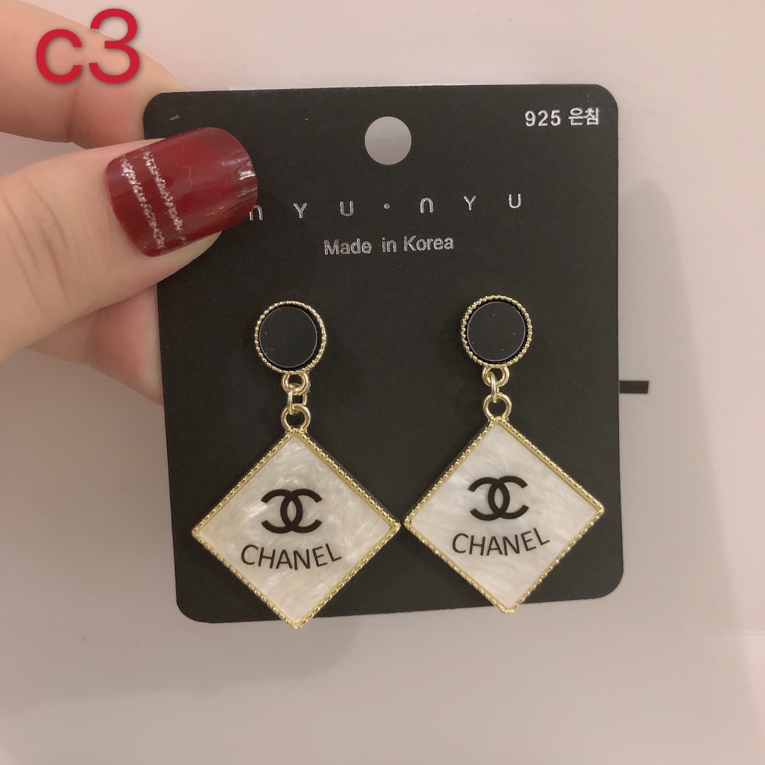Chanel earring 107598