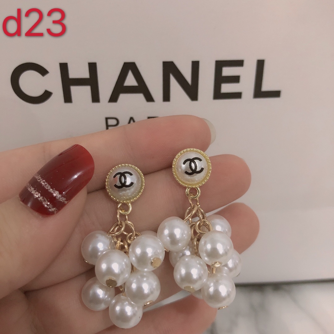 Chanel earring 107609