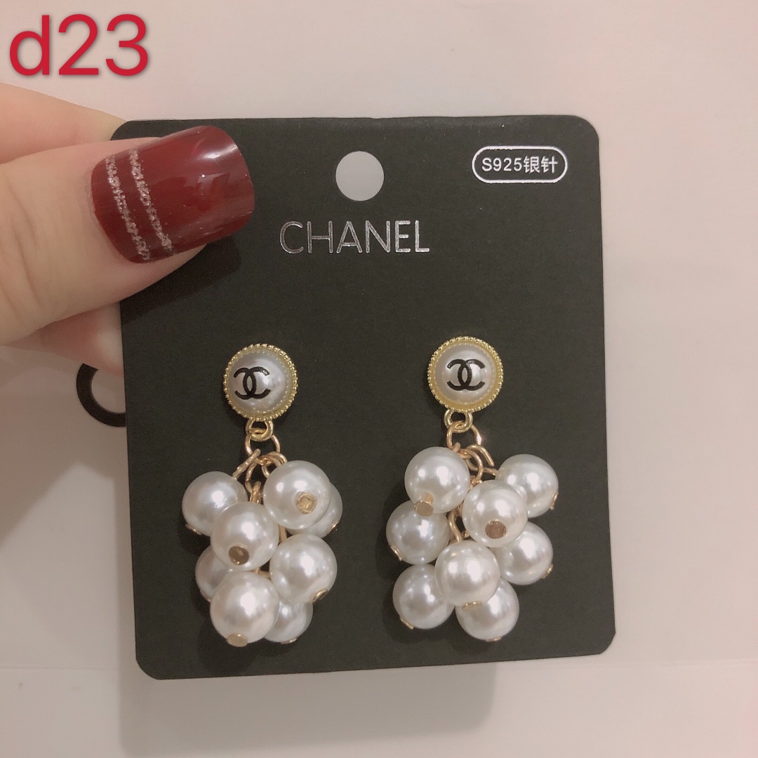 Chanel earring 107609