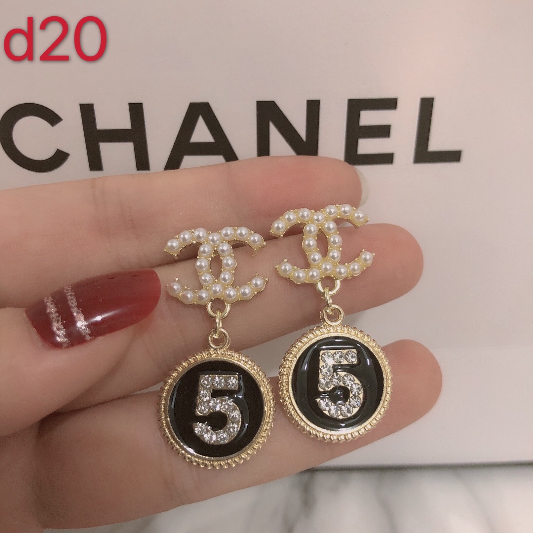 Chanel earring 107610