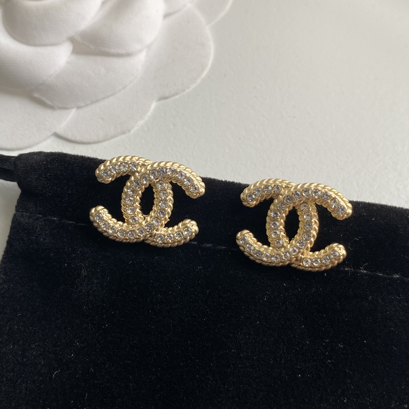 A516 Chanel earring 107984