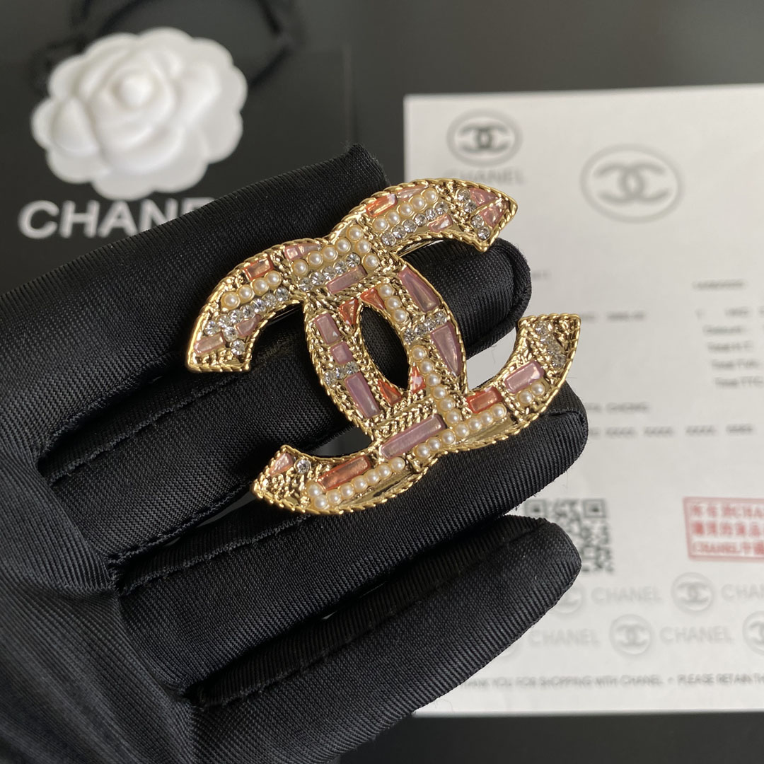 C022 Chanel brooch 107088