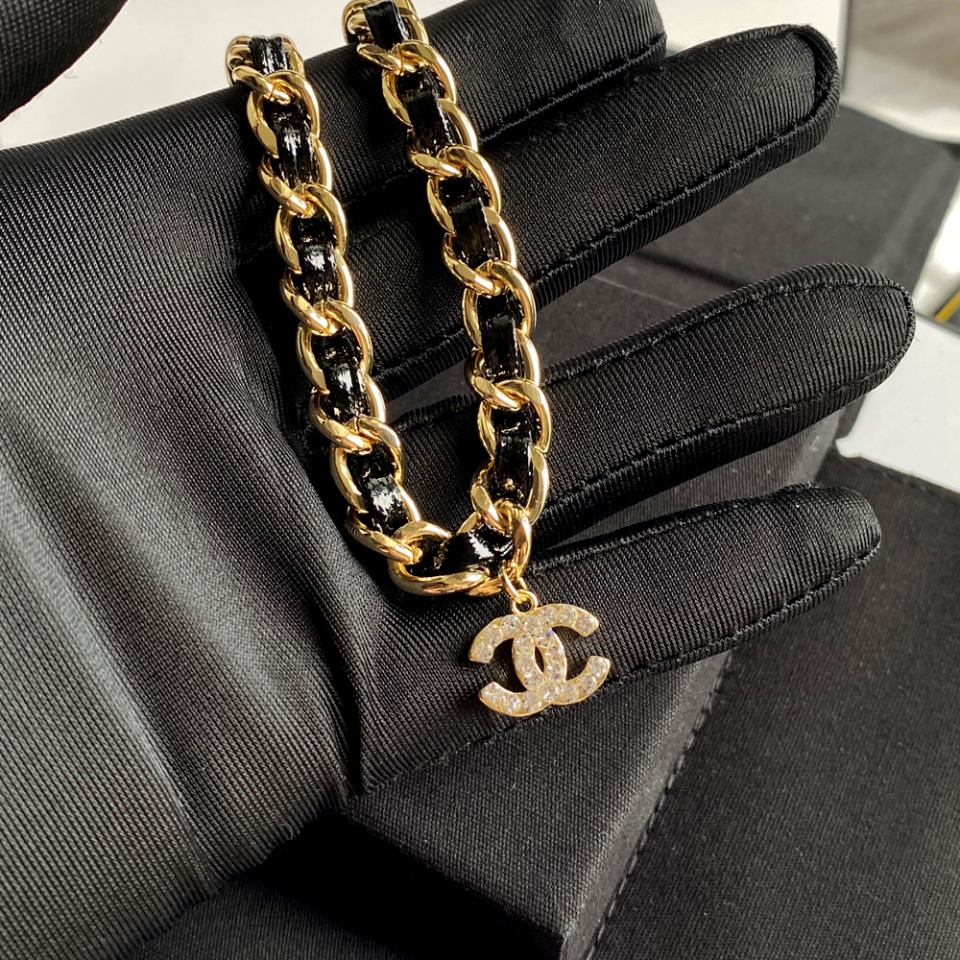 B031 Chanel necklace 107761