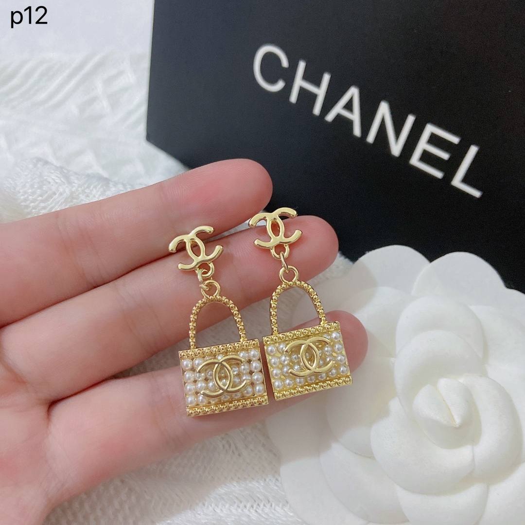 Chanel earring 108439
