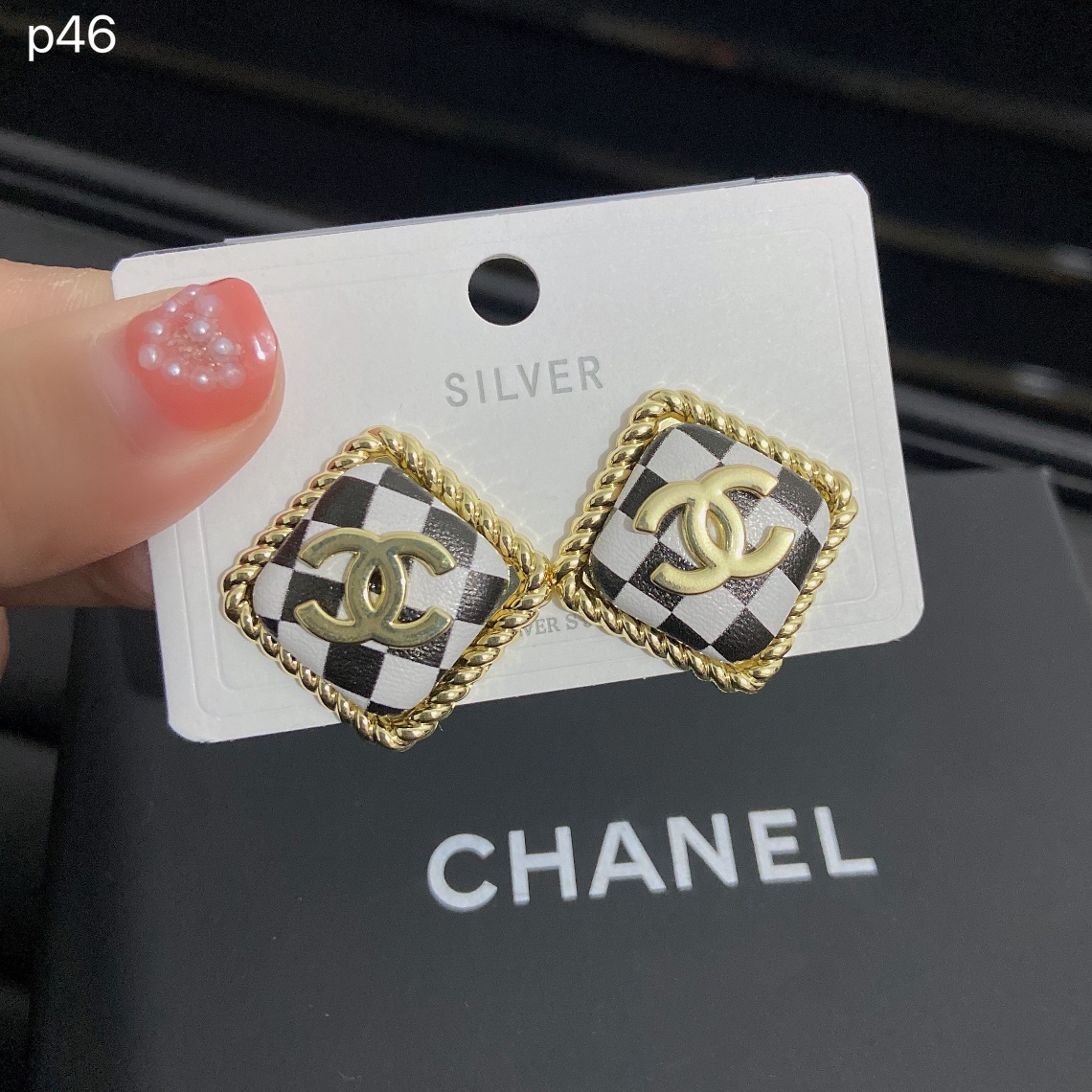 Chanel earring 108451