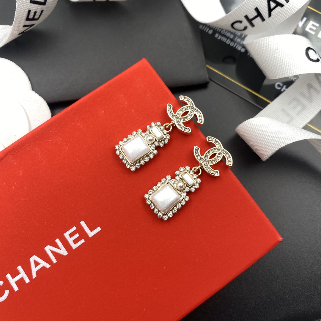 A824 Chanel earring 108338