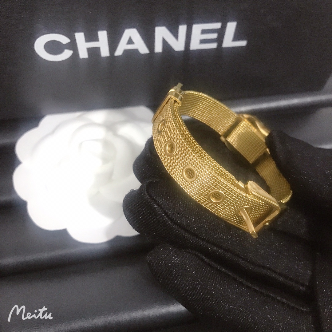 Chanel bracelet(all titanium steel ) 108774
