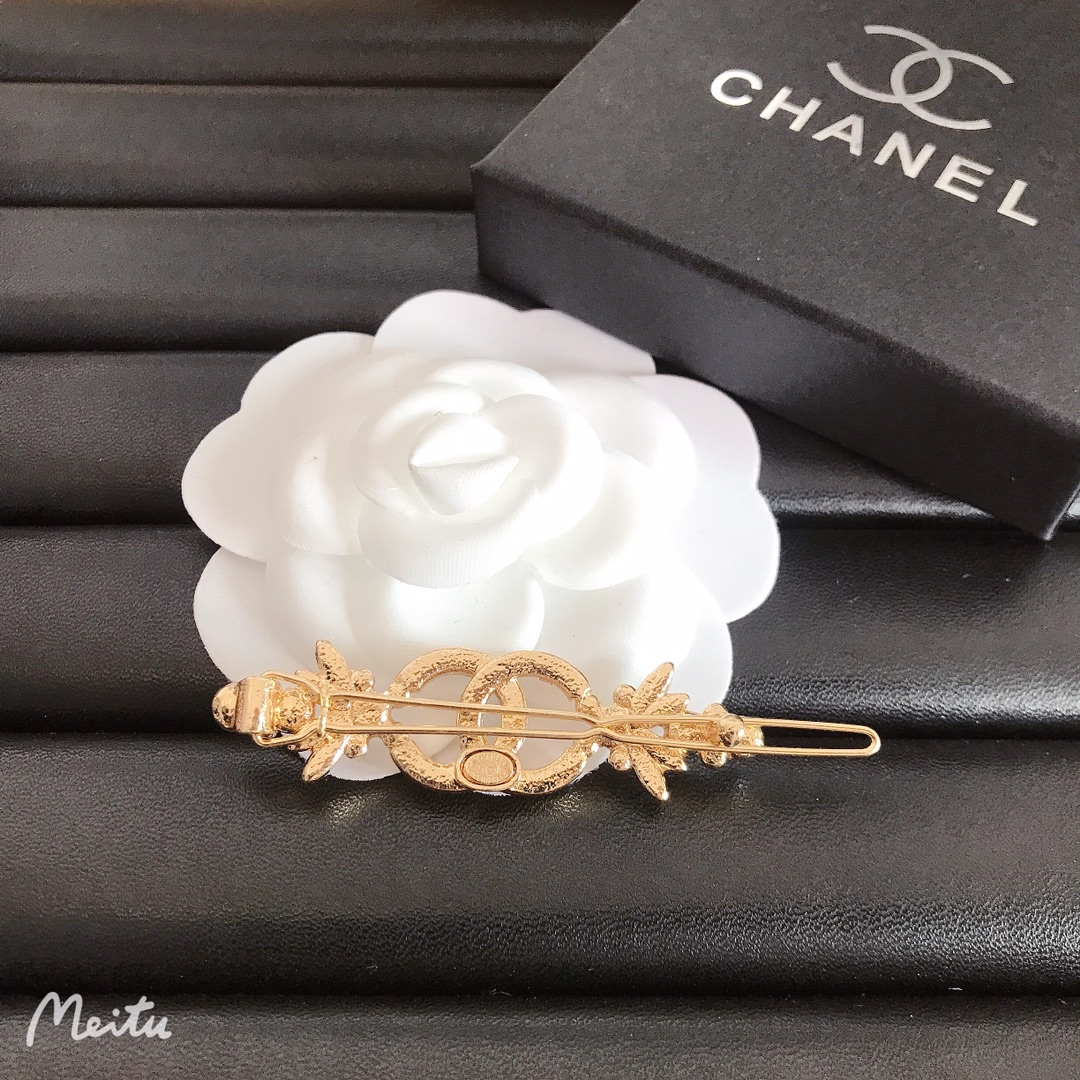 Chanel hairclip 108770