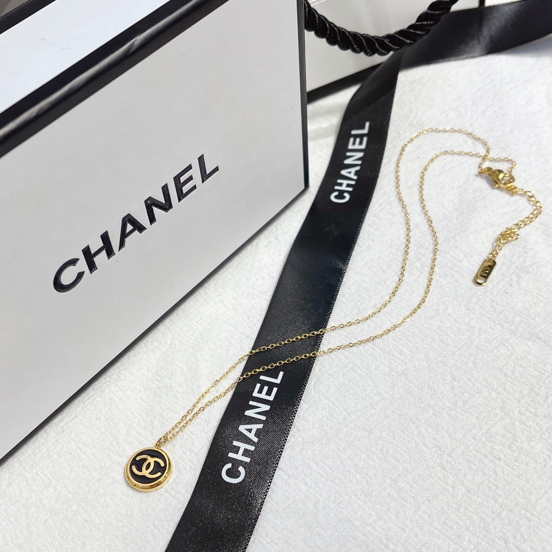 X433   Chanel necklace 108762