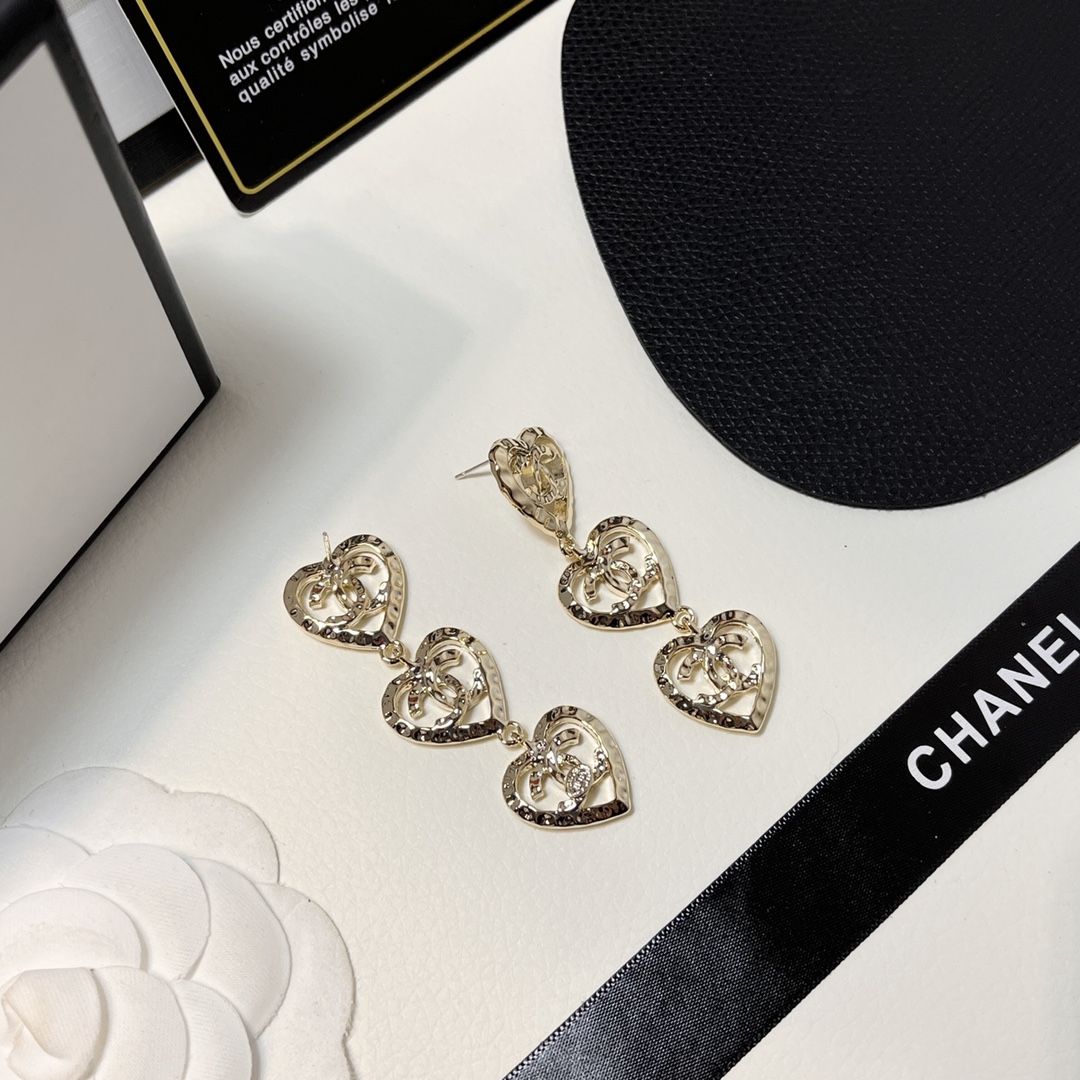 A709 Chanel earrings 108749