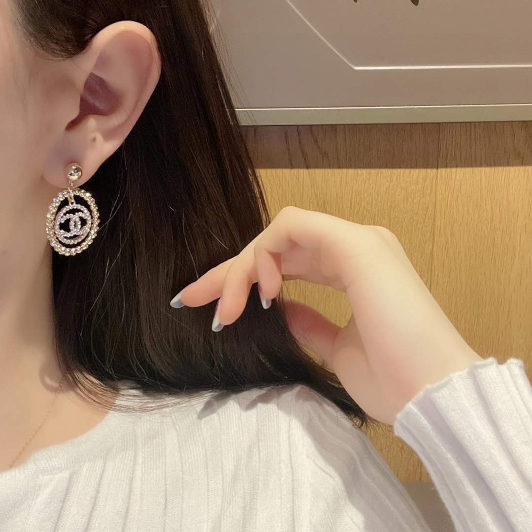 A710 Chanel earrings 108748