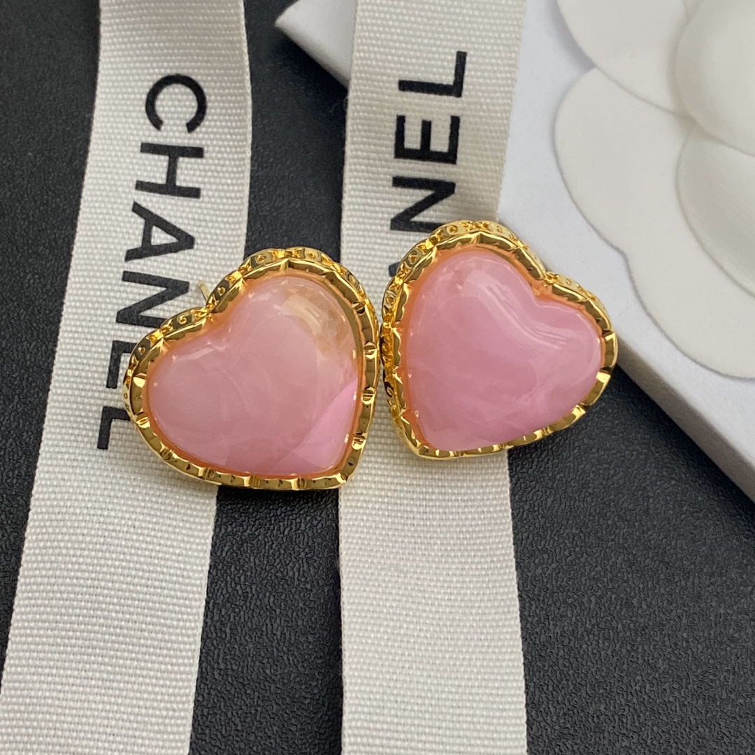 A735 Chanel earrings