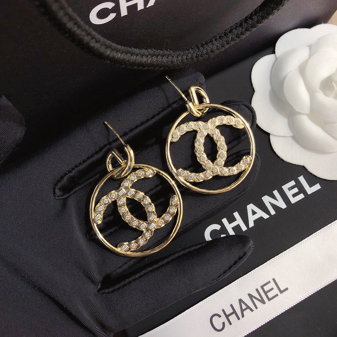 A090 Chanel earrings 109535