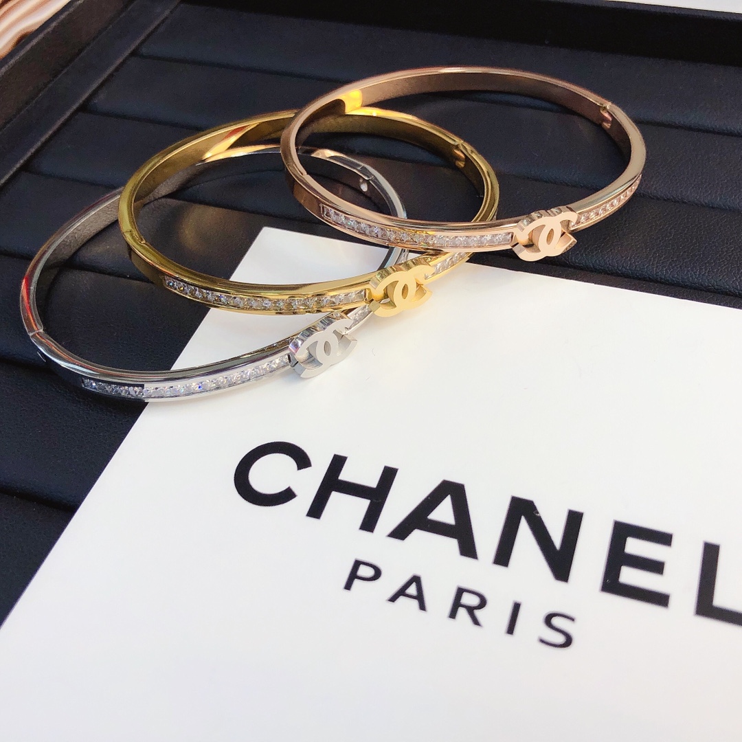 S094  Chanel bracelet 109621