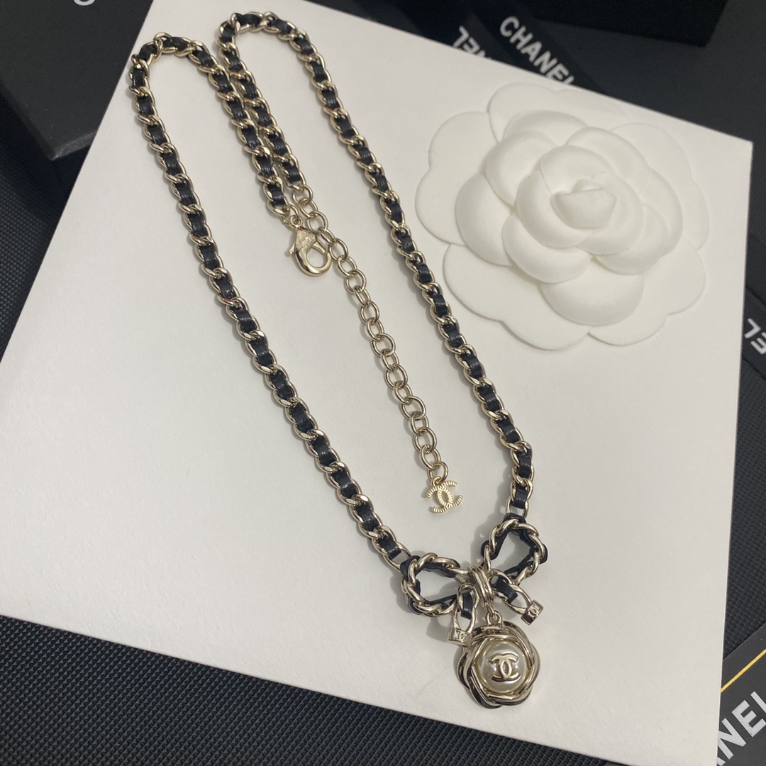 B441 Chanel necklace 1096797