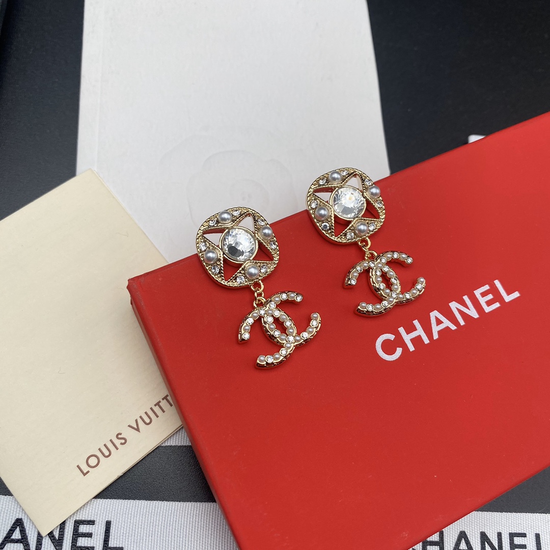 A101 Chanel earrings 109837
