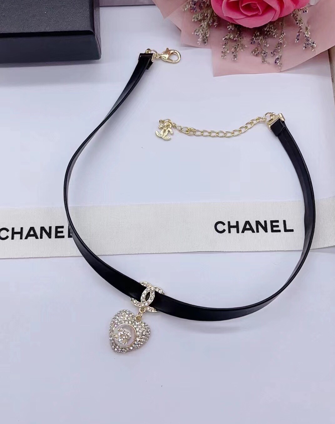 Chanel heart choker necklace 110880