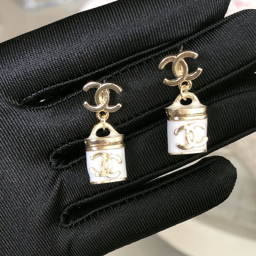 Chanel earrings 111151