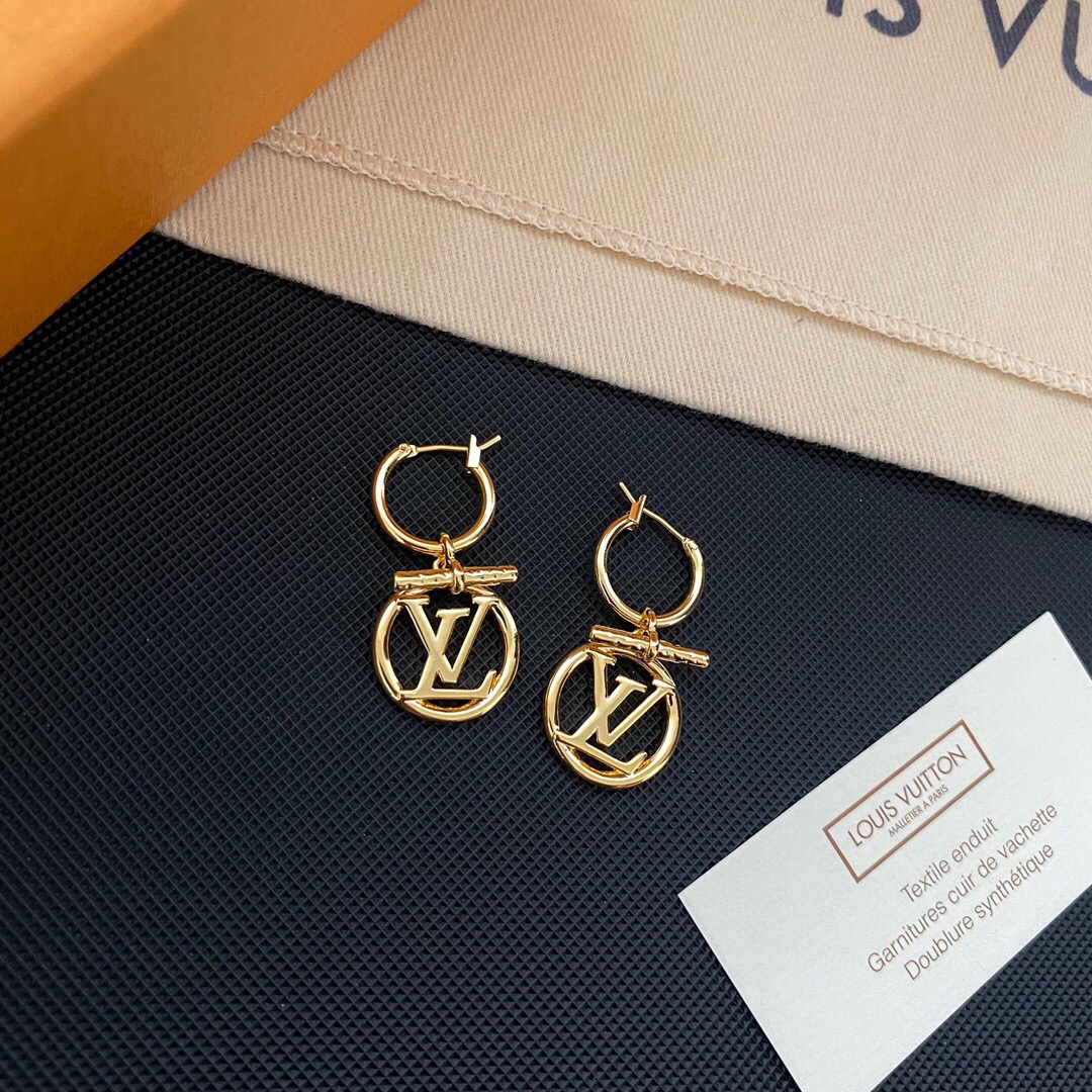 LV Louis Vuitton earrings 111140