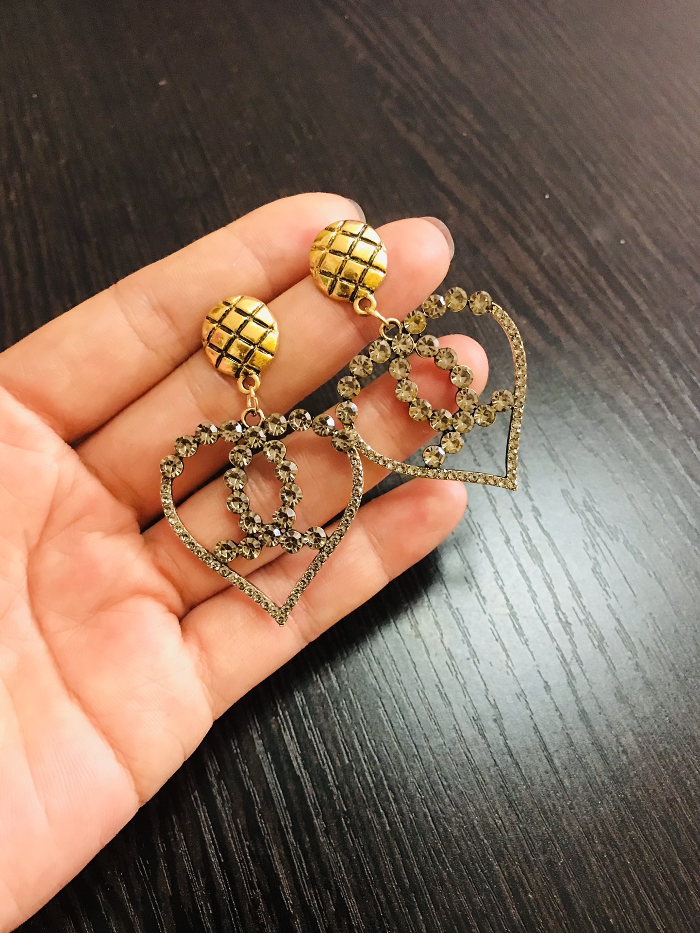 Chanel heart earrings 111136