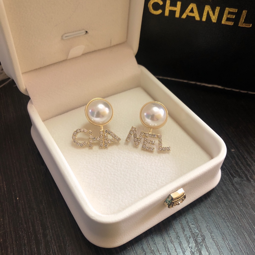 Chanel heart earrings 111360