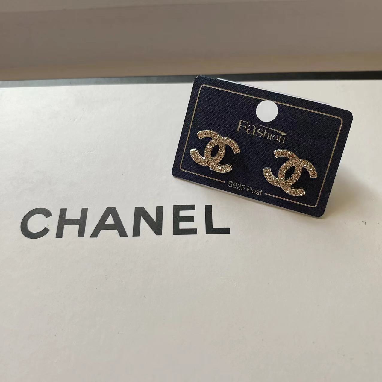 Big sale! New Chanel cc earrings