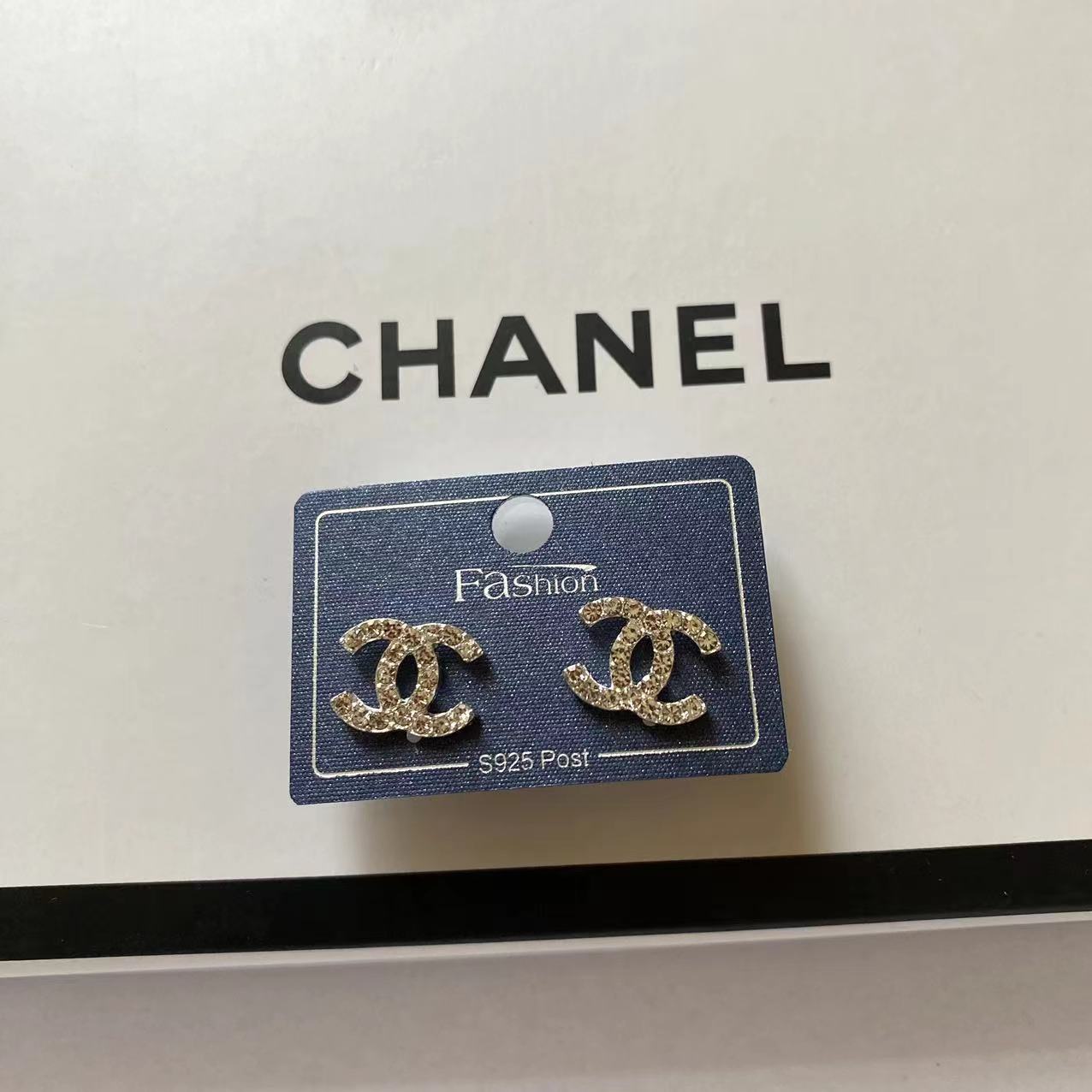 Big sale! New Chanel cc earrings