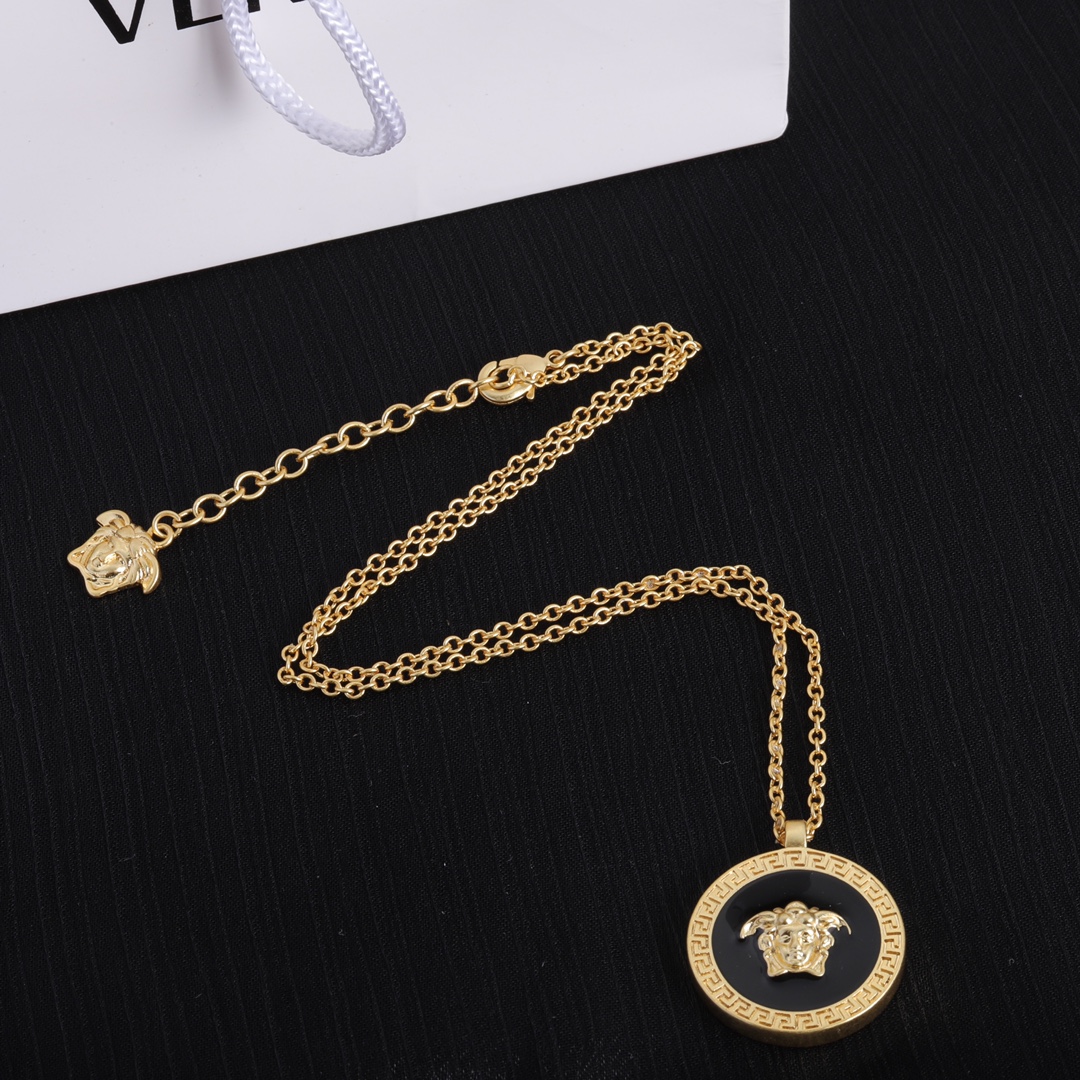 Versace necklace 113767