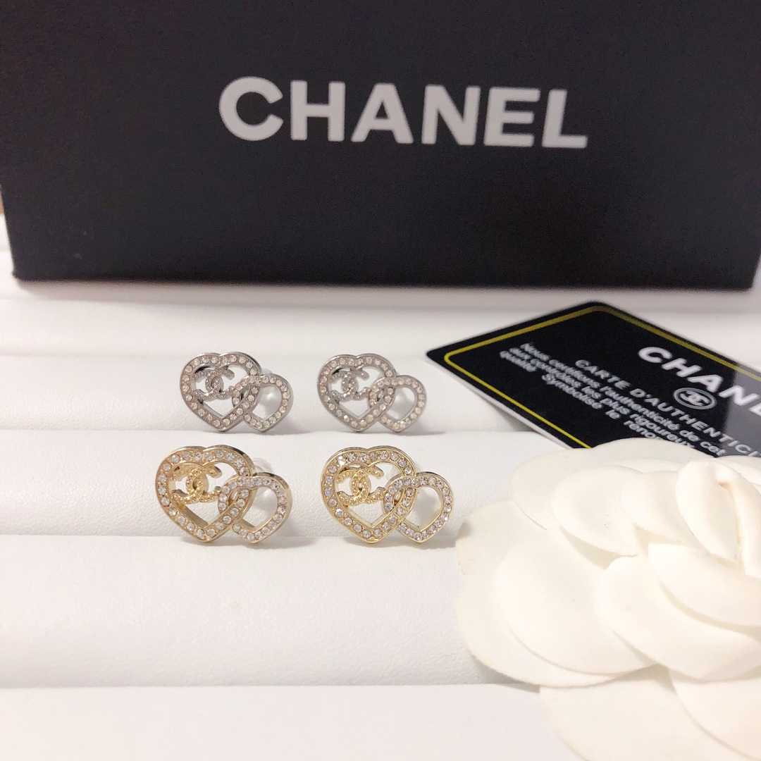 Chanel heart earrings 114126