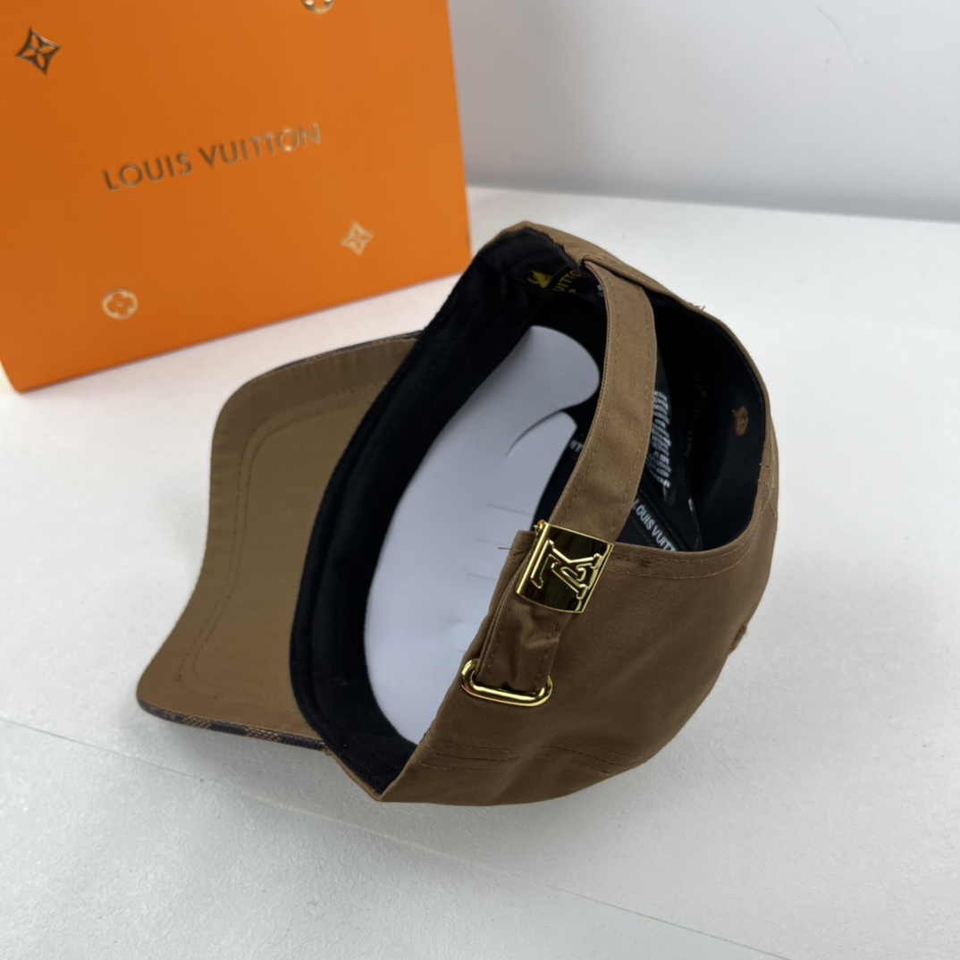 Louis Vuitton LV cap