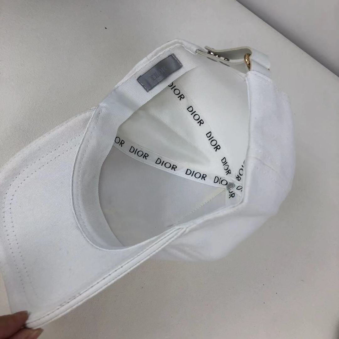 Dior cap