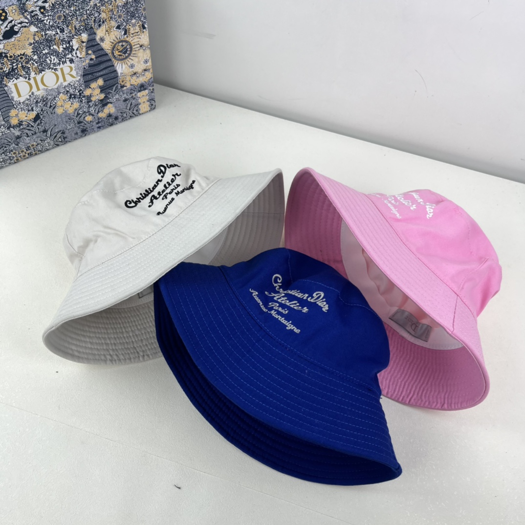 Dior bucket hat