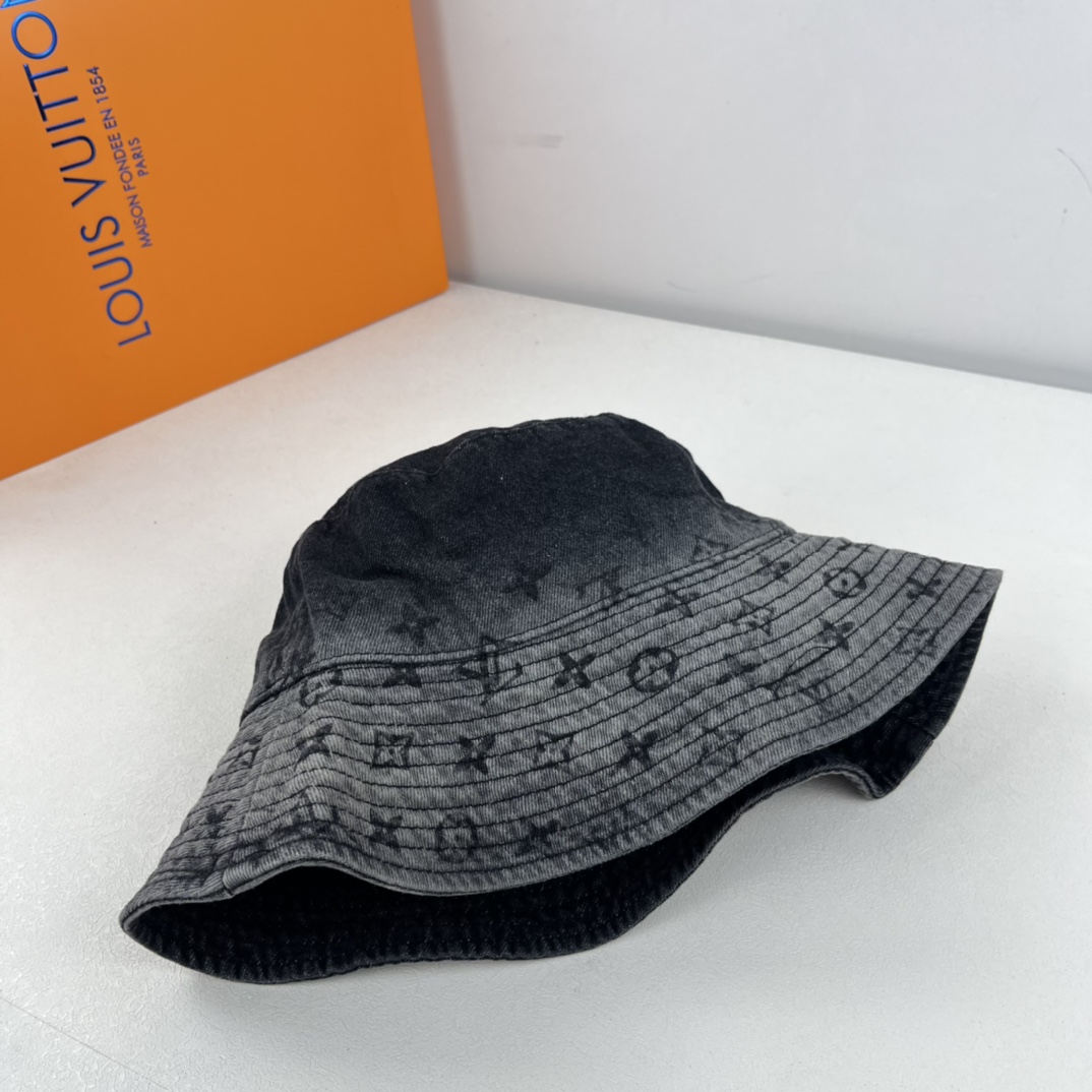 LV Louis vuitton bucket hat