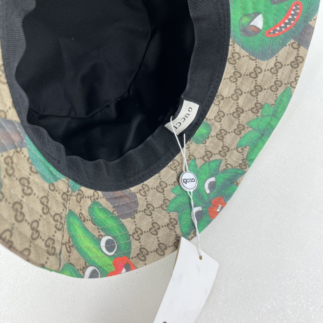 Gucci GG bucket hat