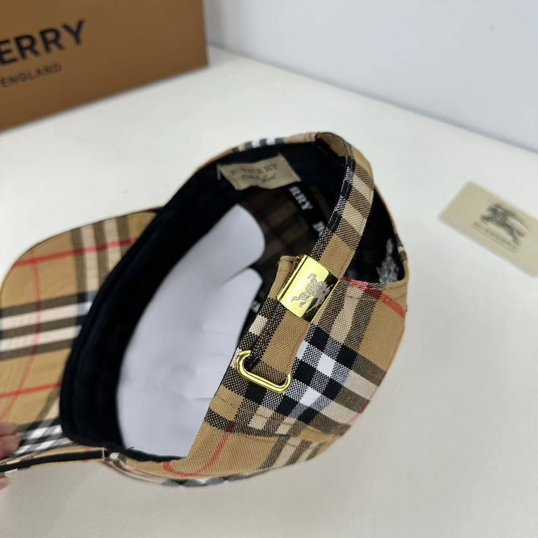 Burberry cap