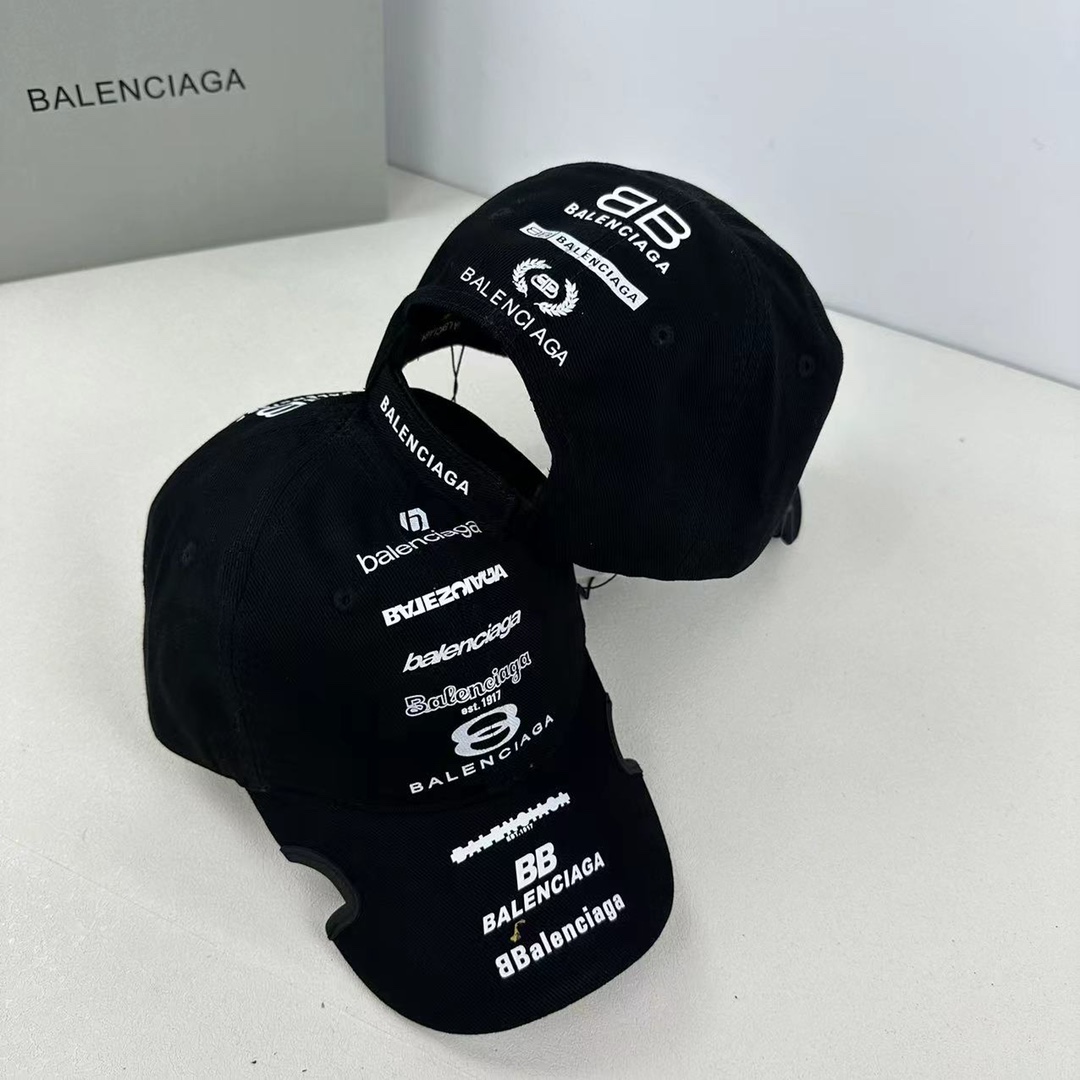 Balenciaga cap