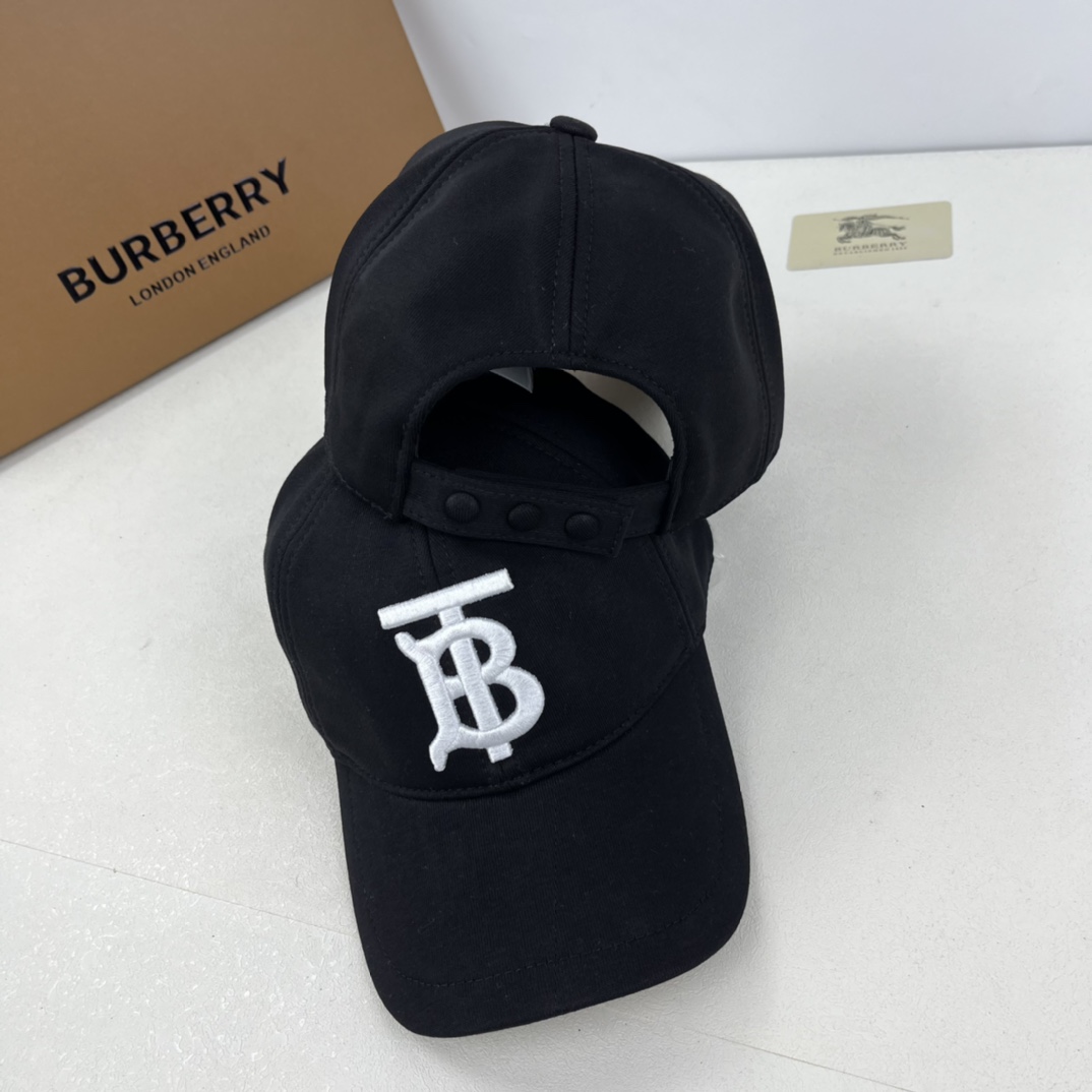 Burberry cap