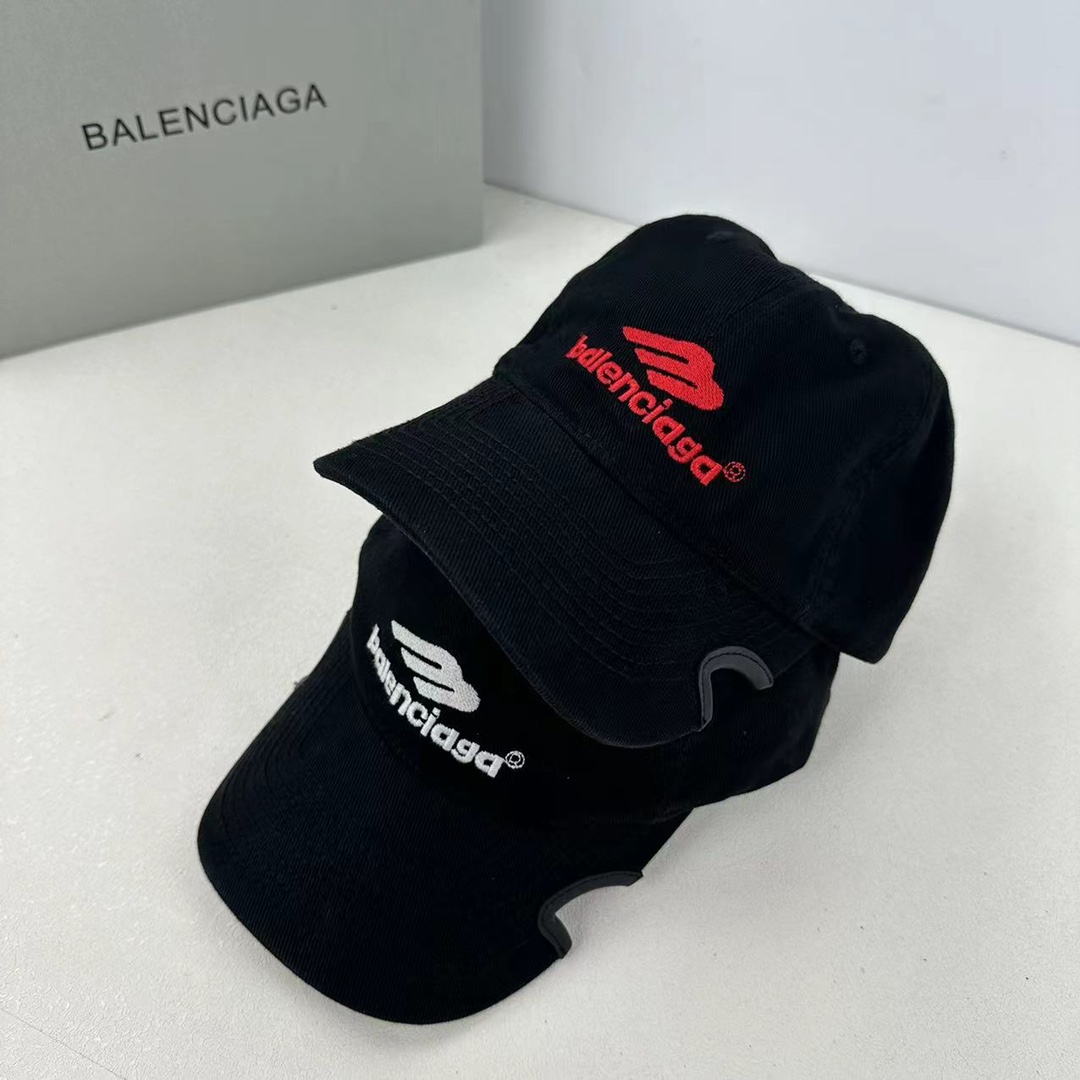 Balenciaga cap