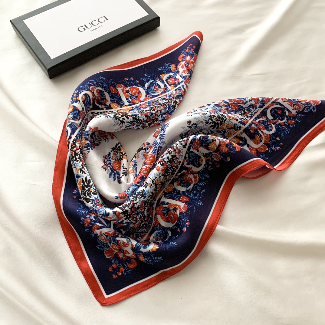 Gucci natural silk Square Scarf