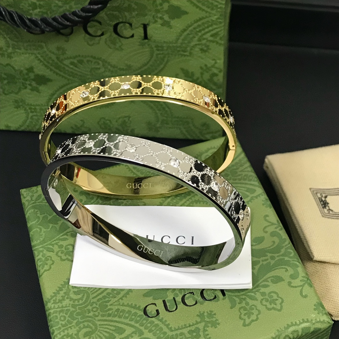 S379 Gucci bracelet