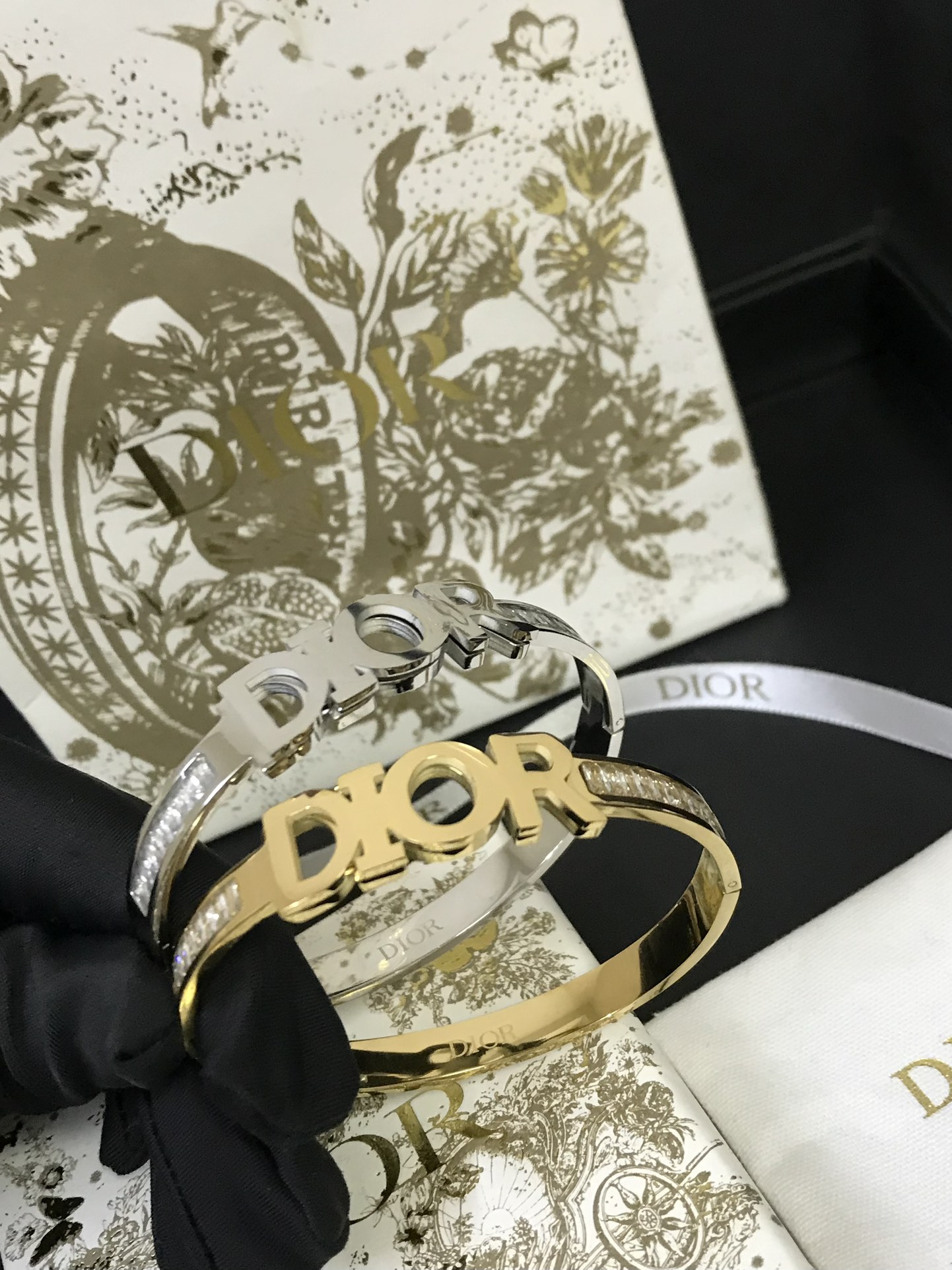 S380 Dior bracelet