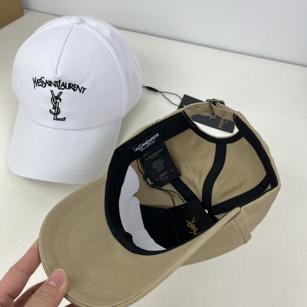 YSL SAINT LAURENT Cap 114372