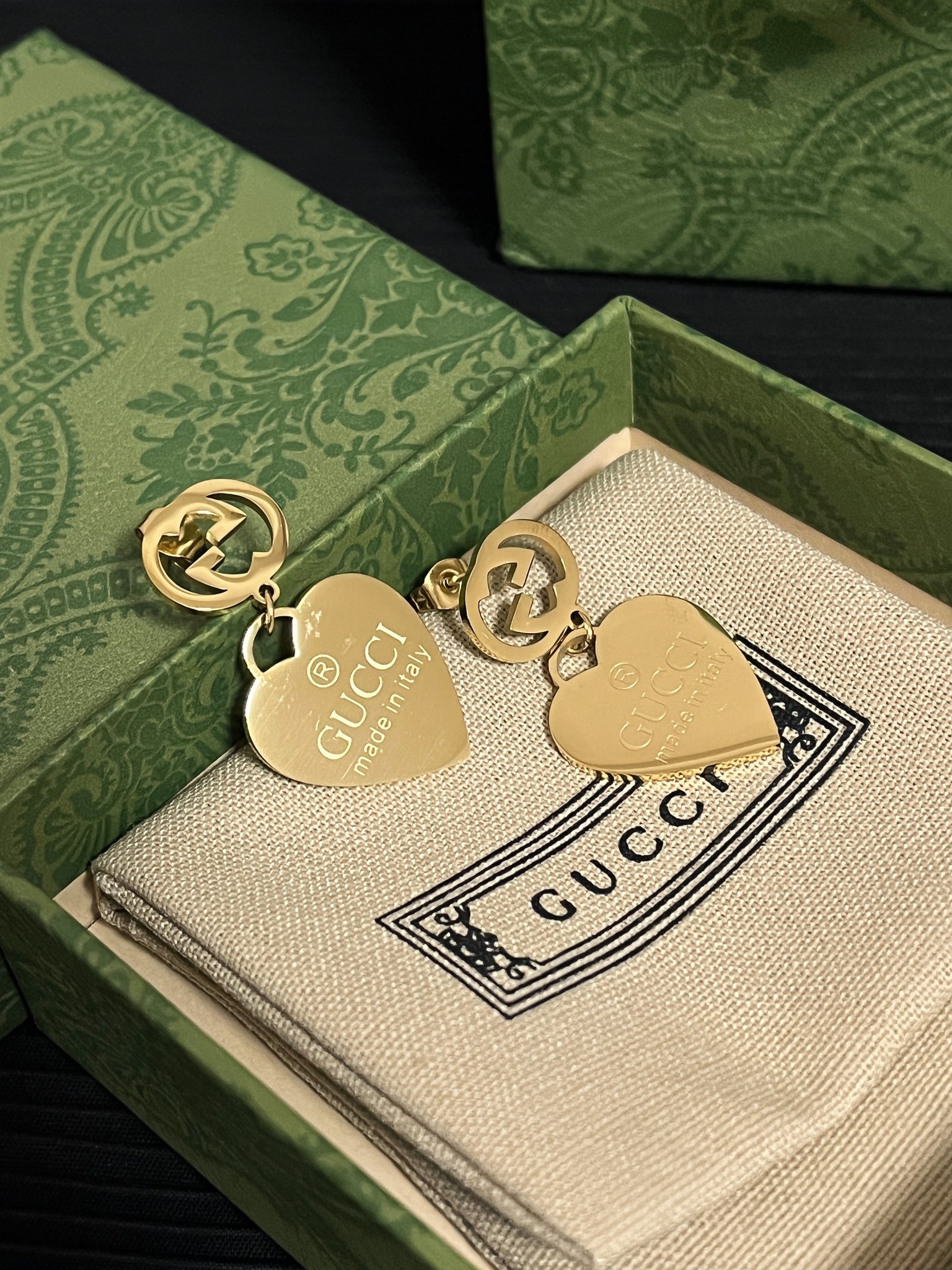 A992 Gucci earrings