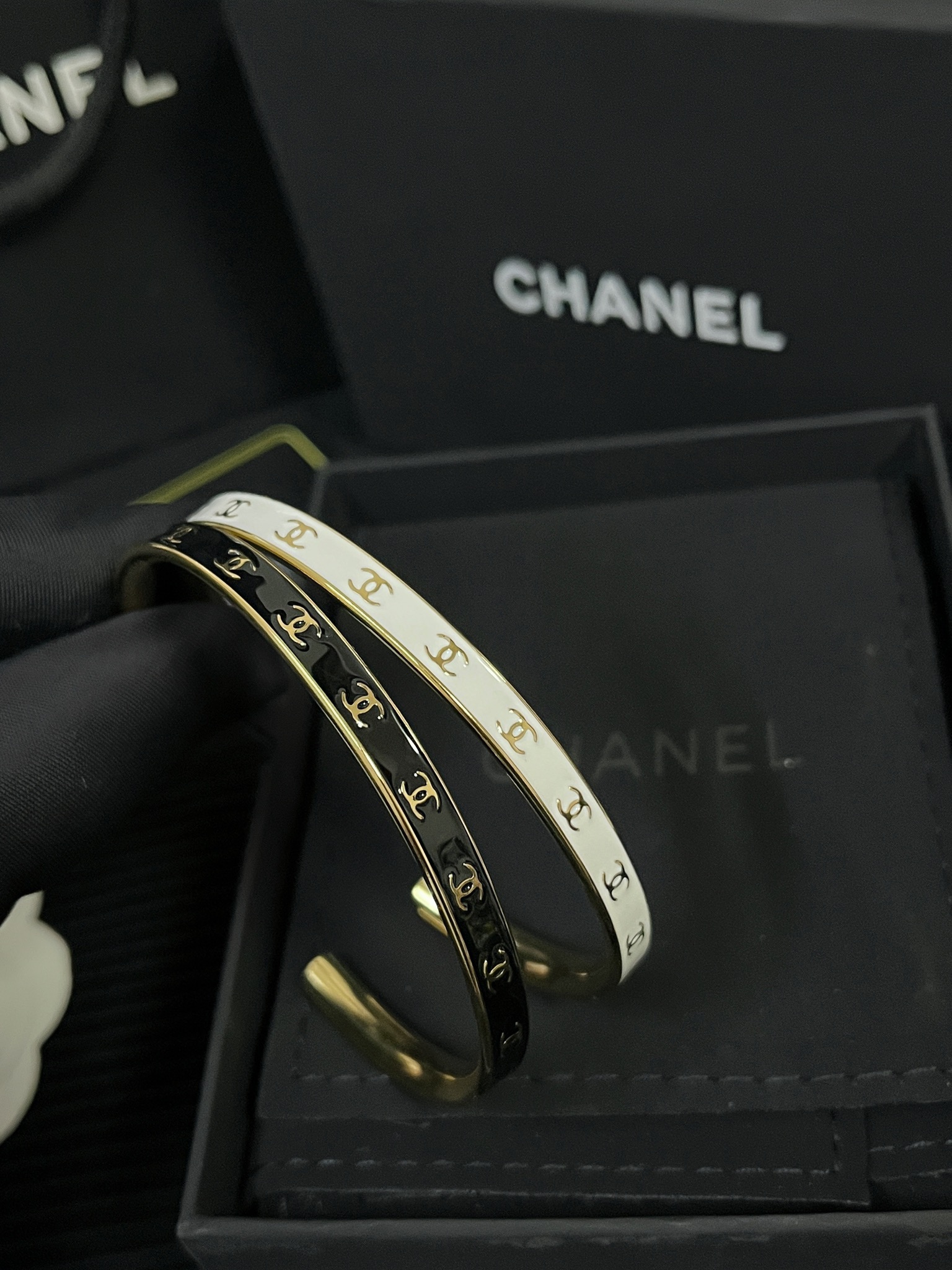 S387 Chanel bracelet