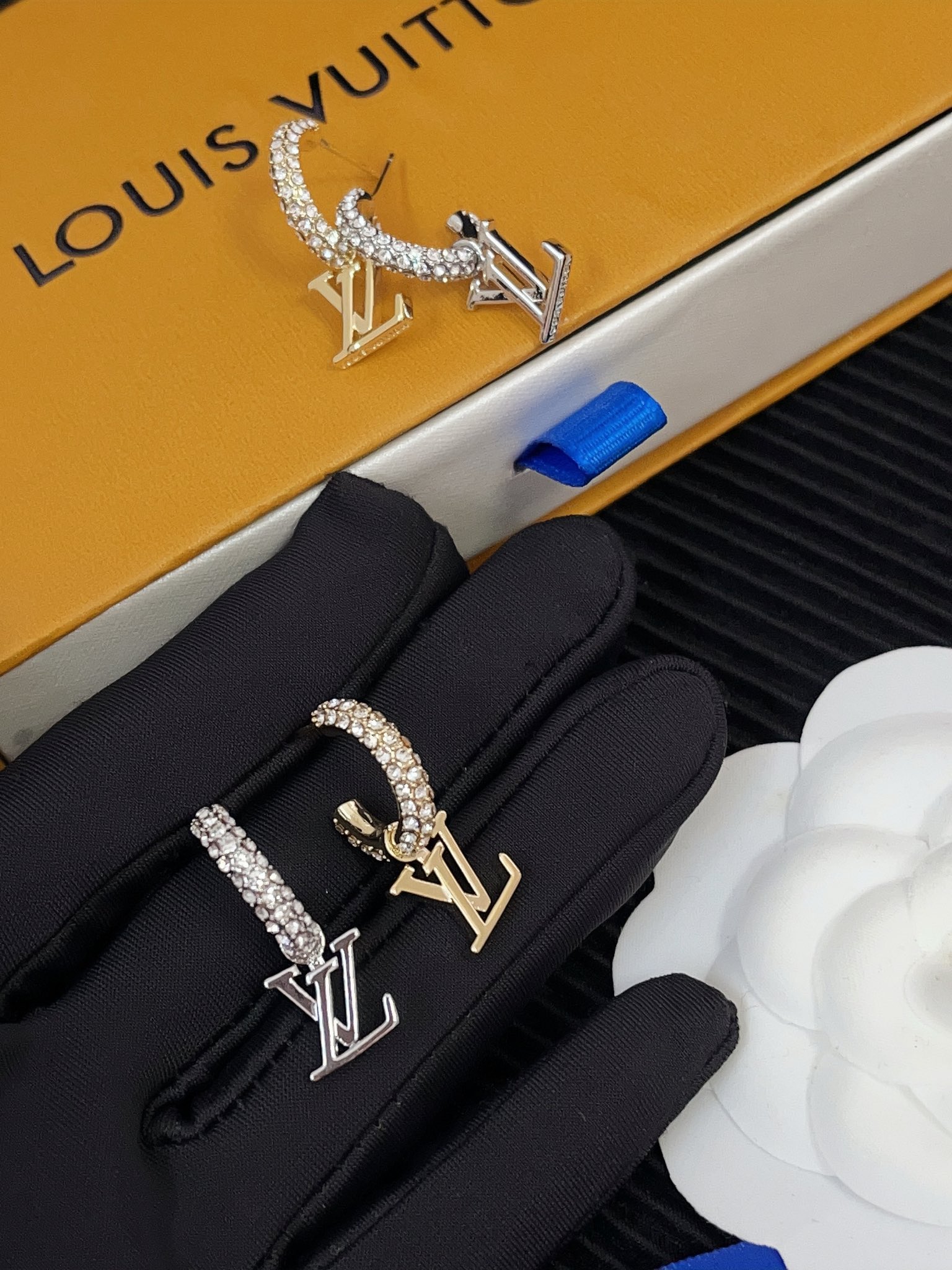 A995 LV Louis vuitton earrings