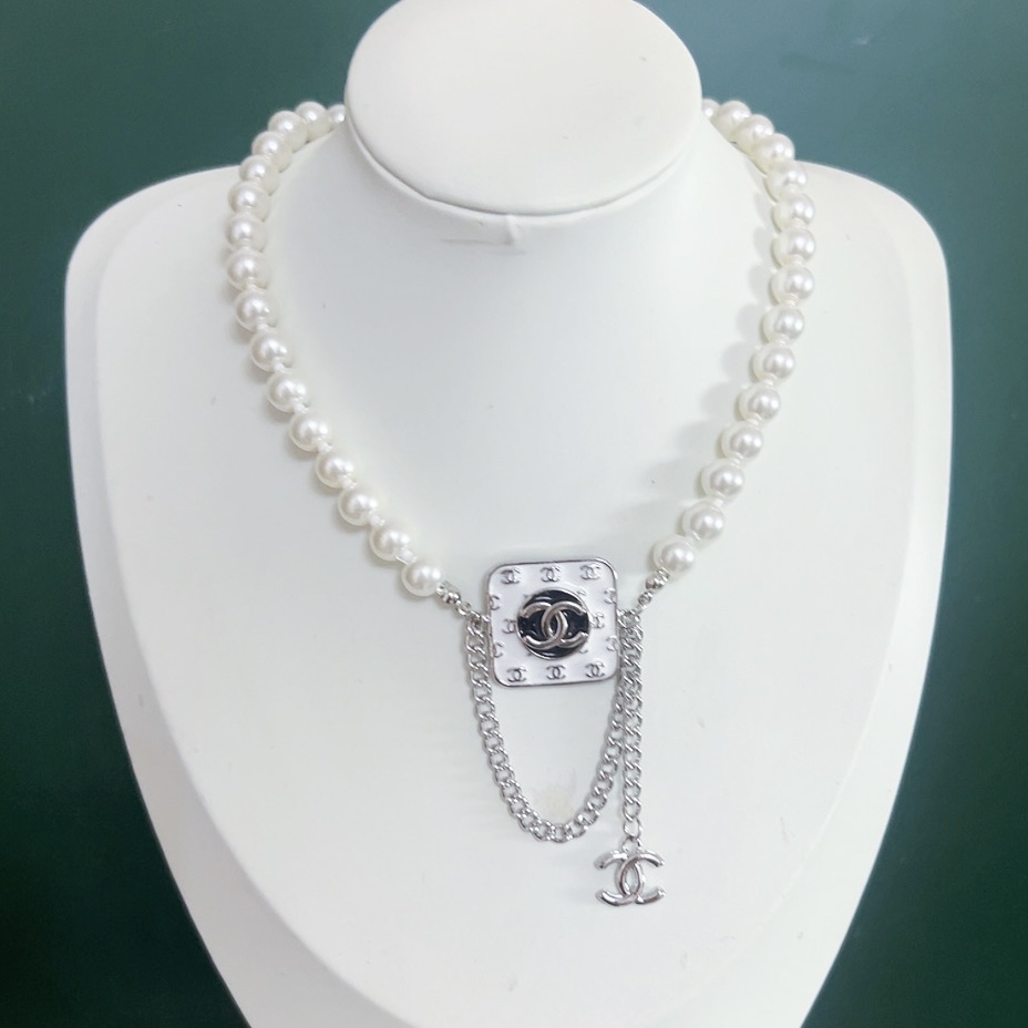 Chanel pearls choker necklace 114626