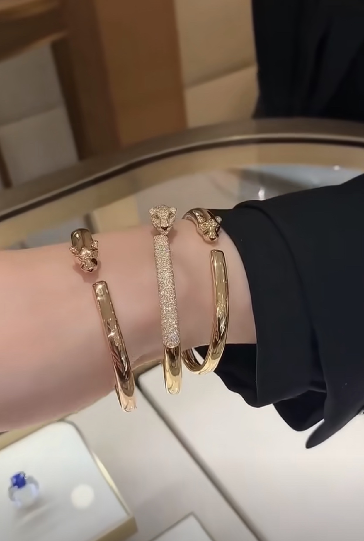 Cartier leopard diamond bracelet